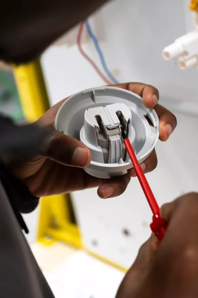 CAP_Electricien_Lycee_Louis_Armand_Paris_0004